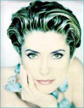 Catherine Deneuve tuomaroi Venetsiassa