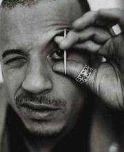 Diesel kyborgien sekaan Diesel kyborgien sekaan