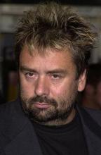 Luc Besson laittaa pillit pussiin Luc Besson laittaa pillit pussiin