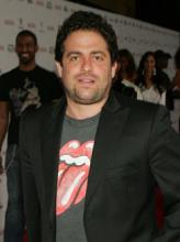 Ratner pakenee New Yorkista