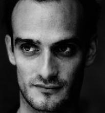 Bond22: sveitsiläisnilkki kantona kaskessa