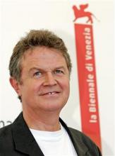 Madden jahtaamaan natseja Madden jahtaamaan natseja