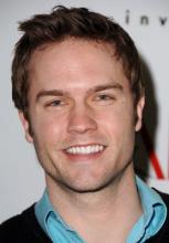 Flash-huhut liikkeelle - kuka astuu sarjakuvasankarin saappaisiin?