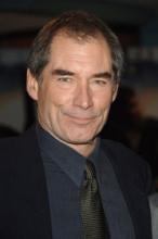 Ex-Bond kolmanteen Toy Storyyn