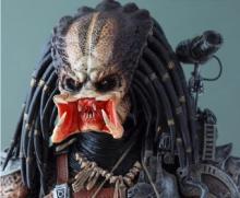 Minigun laulaa uudessa Predators-trailerissa Minigun laulaa uudessa Predators-trailerissa