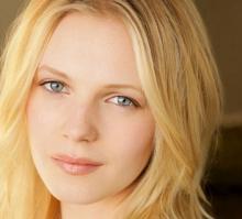 Emma Bell matkalla viimeiseen määränpäähänsä Emma Bell matkalla viimeiseen määränpäähänsä