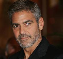 Clooney siirtyy poliittiseen satiirin Clooney siirtyy poliittiseen satiirin