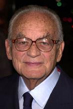 Tuottajalegenda on poissa: Dino De Laurentiis 1919 - 2010 Tuottajalegenda on poissa: Dino De Laurentiis 1919 - 2010